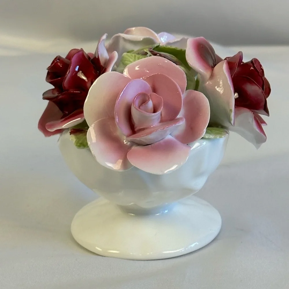 Royal Stratford Bone China Rose Floral Bouquet - Picture 3 of 13